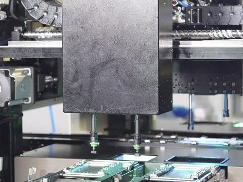 保證高速點膠機穩(wěn)定運行維護環(huán)節(jié)少不了